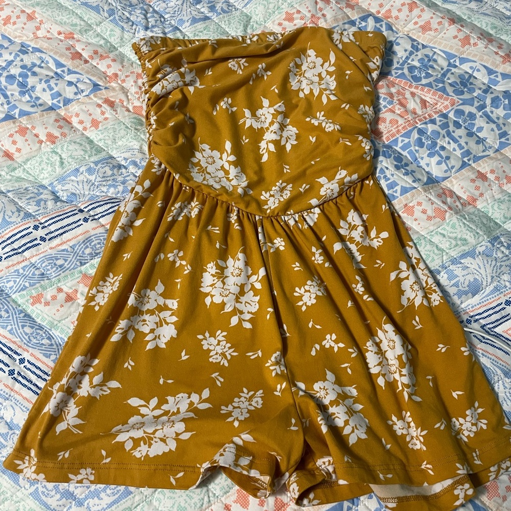 No Connect Strapless Romper